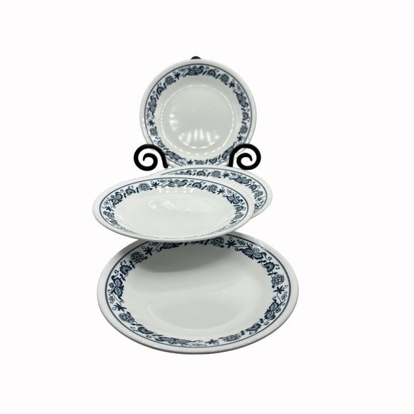 Vintage Corelle Vitrelle Old Town Blue Onion Dessert Bread Butter Plates 4 Piece - Picture 8 of 8